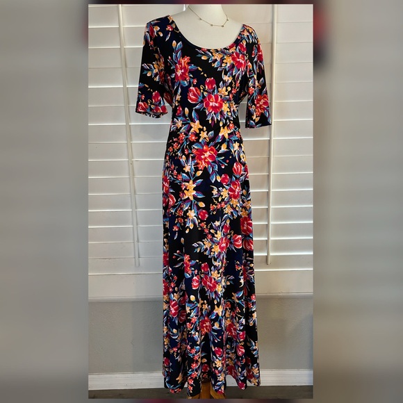 LuLaRoe Dresses & Skirts - 🖤LULAROE • “Ana” Maxi Dress (XL/fits 14-16)